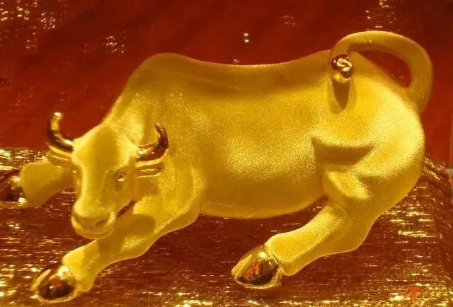 属相牛的人今年虚岁多大 属牛的人2023年多大了